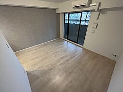 JR東西線 加島駅 徒歩2分の賃貸マンション 4階1LDKのリビング/ダイニング