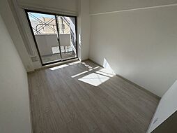 阪神本線 出屋敷駅 徒歩4分の賃貸マンション 13階1Kのリビング/ダイニング