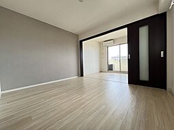 JR東西線 加島駅 徒歩5分の賃貸マンション 11階1DKのリビング/ダイニング