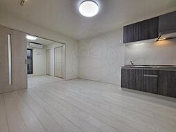 フジパレス阪急園田駅東6番館 302 3階1LDKのリビング/ダイニング