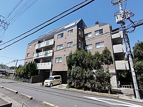 京都府城陽市平川茶屋裏（賃貸マンション2LDK・1階・71.69㎡） その1