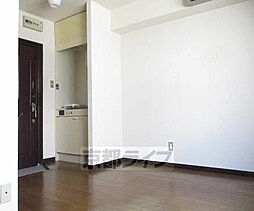 近鉄京都線 小倉駅 徒歩4分の賃貸マンション 1階1Kのリビング/ダイニング