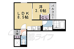 D porta pine 1階