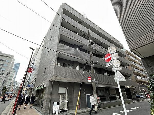 パレステュディオ御茶ノ水駿河台参番館 204｜東京都千代田区神田錦町3丁目(賃貸マンション1K・2階・22.63㎡)の写真 その1