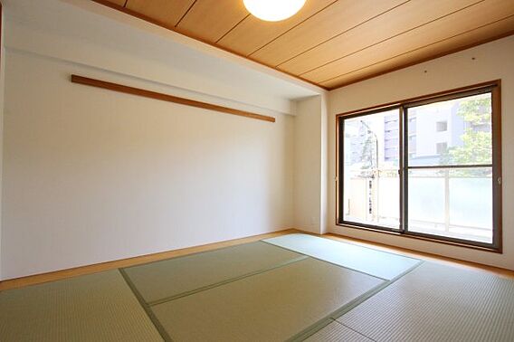 リビング横にあ...