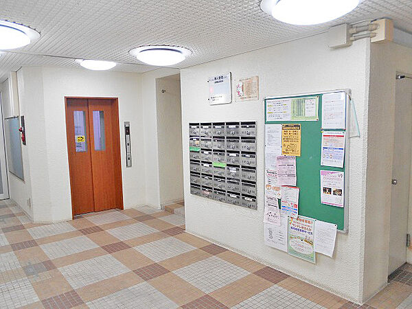 エントランスを拡大表示