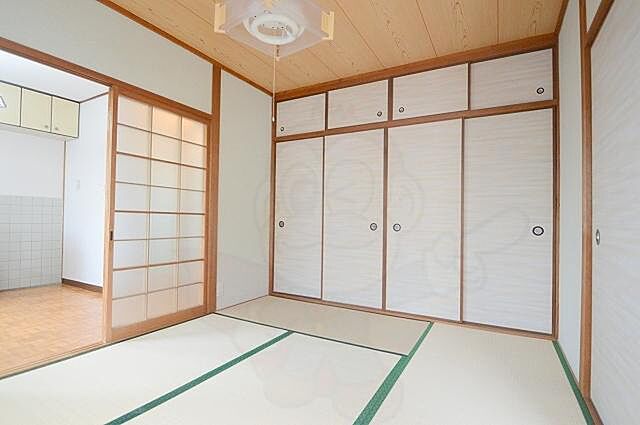 寝室
