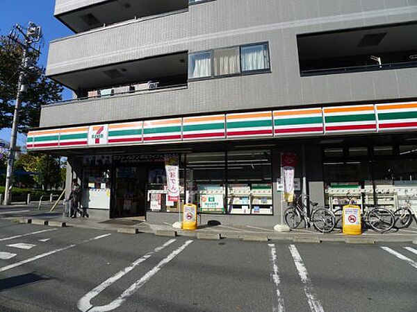 画像16:【コンビニエンスストア】セブンイレブン 北区浮間2丁目店まで147ｍ