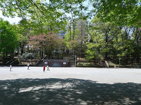 画像12:【公園】大塚公園まで273ｍ