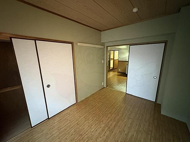 寝室