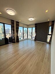 シティタワー東梅田パークフロント 20階3LDKのリビング/ダイニング