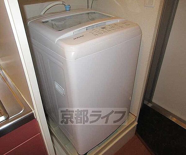 画像11:大きめ洗濯機付き