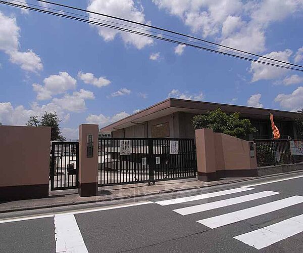画像7:伏見板橋小学校まで355m 活気溢れる小学校です。