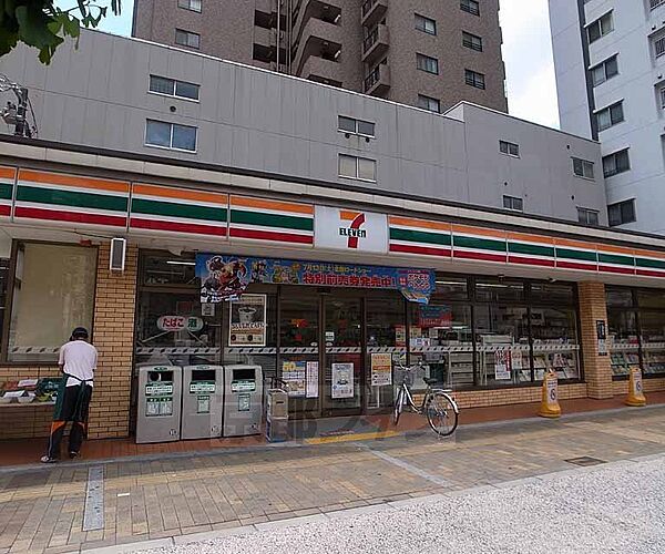 画像30:セブンイレブン烏丸五条店まで80m 五条通のコンビニです