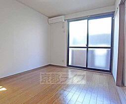 京都地下鉄東西線 石田駅 徒歩8分の賃貸アパート 1階2DKのリビング/ダイニング