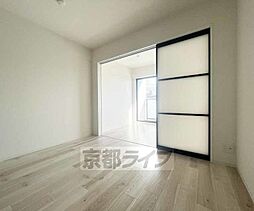 アドバンス京都リエートI 302 3階1DKのリビング/ダイニング