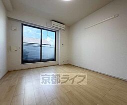 ザ・コンフォート 105 1階1Kのリビング/ダイニング