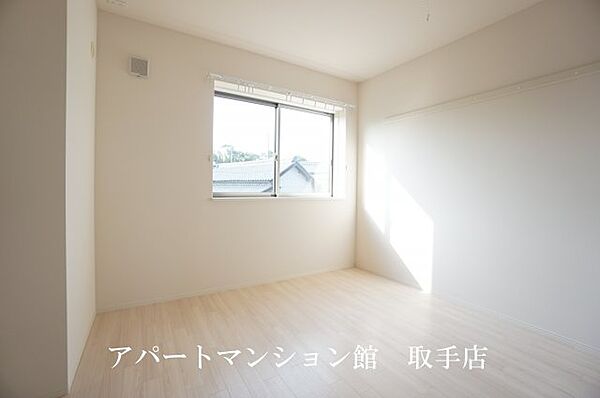 apartment 茨城県取手市本郷3丁目13-45
本郷の賃貸情報を見る
物件地図