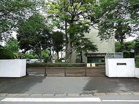 佐倉市立佐倉小学校 徒歩22分。 1760m