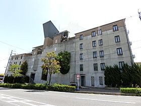 京都府京都市西京区樫原芋峠（賃貸マンション3LDK・4階・77.94㎡） その1