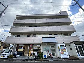 サンリーベ・プラザ 203 ｜ 京都府京都市西京区松尾大利町（賃貸マンション1R・2階・23.40㎡） その1