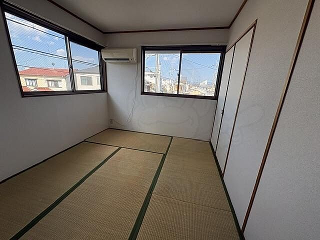 寝室
