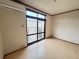 JR鹿児島本線 福工大前駅 徒歩12分の賃貸アパート 2階1Kのリビング/ダイニング