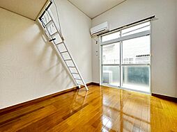 JR鹿児島本線 九産大前駅 徒歩10分の賃貸アパート 2階ワンルームのリビング/ダイニング