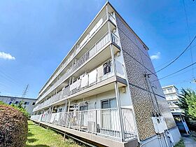 ポプラヶ丘コープ11号棟  ｜ 東京都町田市成瀬２丁目（賃貸マンション2LDK・3階・53.43㎡） その1