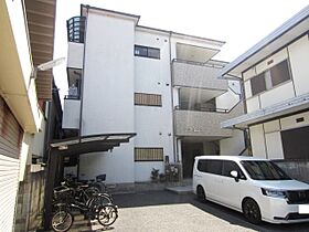 フローレンス  ｜ 大阪府岸和田市小松里町（賃貸マンション2LDK・1階・41.31㎡） その1