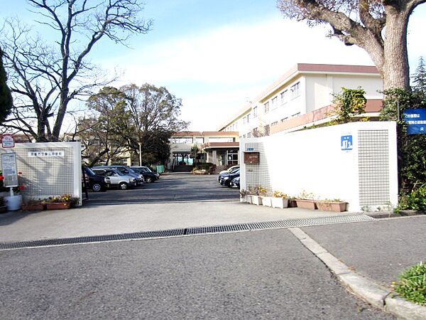 画像11:【中学校】貝塚市立第三中学校まで1912ｍ