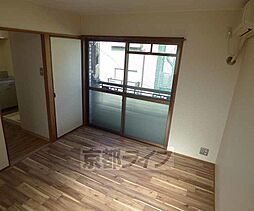 JR山陰本線 嵯峨嵐山駅 徒歩10分の賃貸マンション 4階1Kのリビング/ダイニング