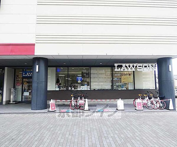 画像30:ローソンＢｉＶｉ京都二条店まで111m 二条駅横の商業施設ＢｉＶｉの中にございます。