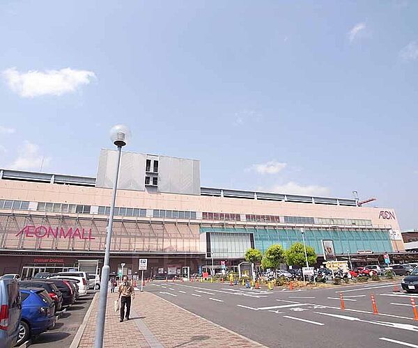 画像30:イオン 京都五条店まで112m 開業当時の名前ハナの愛称で親しまれているイオンモール。