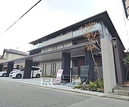 京都府京都市上京区小川通下長者町下る茶屋町（賃貸マンション2LDK・1階・66.92㎡） その1