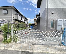 19 / 27