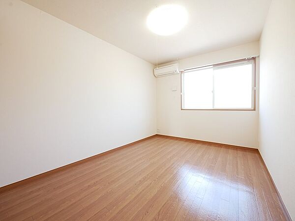apartment 茨城県高萩市東本町３丁目
東本町の賃貸情報を見る
物件地図