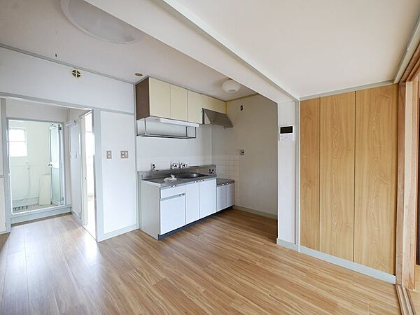 apartment 茨城県日立市高鈴町２丁目
高鈴町の賃貸情報を見る
物件地図