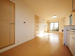 パルデメール　II 302 3階1LDKのリビング/ダイニング