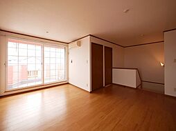 ヒルズIII 204 2階2LDKのリビング/ダイニング