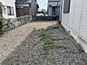 その他：ガーデニングやBBQも楽しめる広々としたお庭スペースが魅力です。