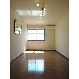 Casa Marrone 2階1LDKのリビング/ダイニング