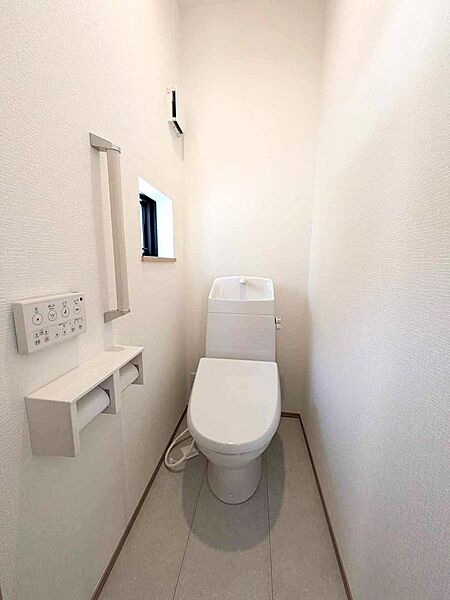 トイレを拡大表示