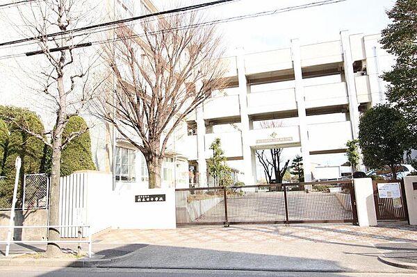 画像28:名古屋市立供米田中学校 251m