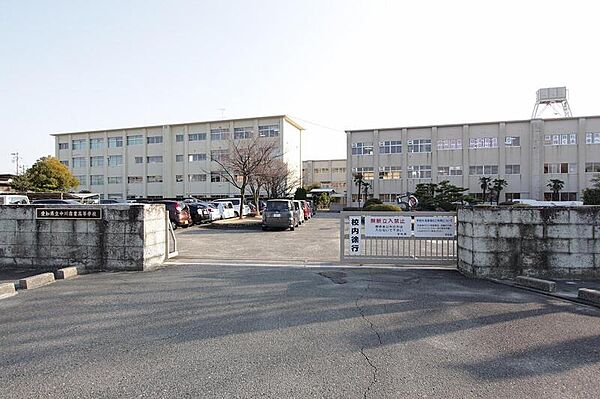 画像22:愛知県立中川商業高校 633m