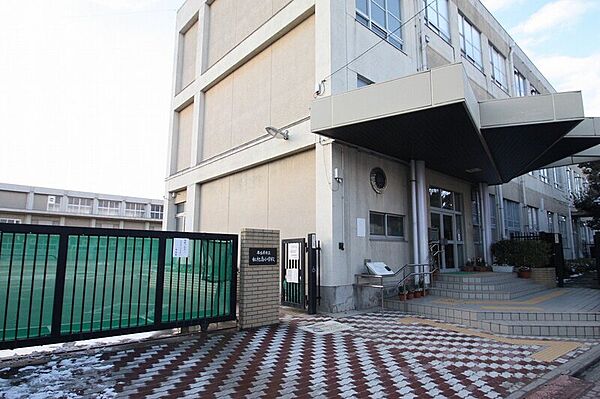 画像16:名古屋市立枇杷島小学校 362m
