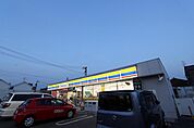 ミニストップ名古屋猪之越町店 320m