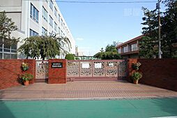 名古屋市立笈瀬中学校 483m