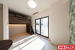 エステシア名駅 3階ワンルームのリビング/ダイニング