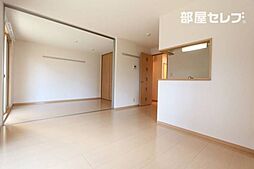 リッシュ・ヴェール 1階2LDKのリビング/ダイニング